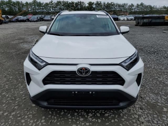 2022 Toyota Rav4 XLE