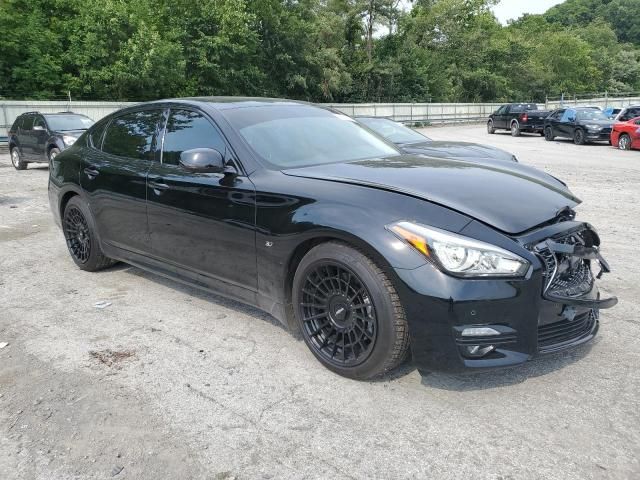 2015 Infiniti Q70 3.7