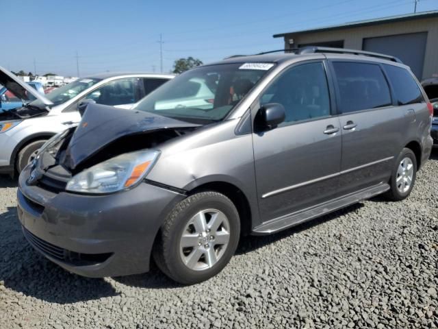 2005 Toyota Sienna CE