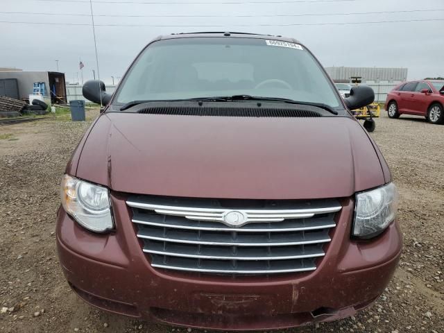 2007 Chrysler Town & Country Touring