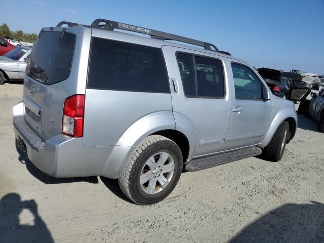 2006 Nissan Pathfinder LE