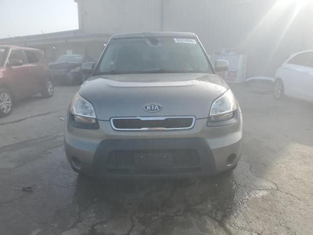 2011 KIA Soul +