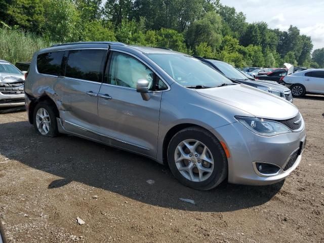 2017 Chrysler Pacifica Touring L Plus