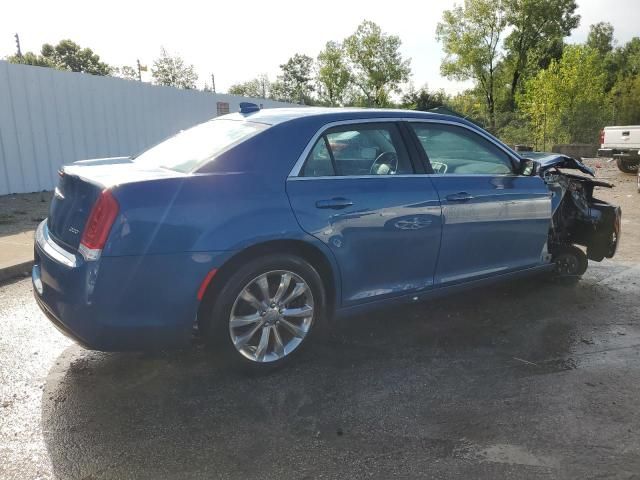 2021 Chrysler 300 Touring