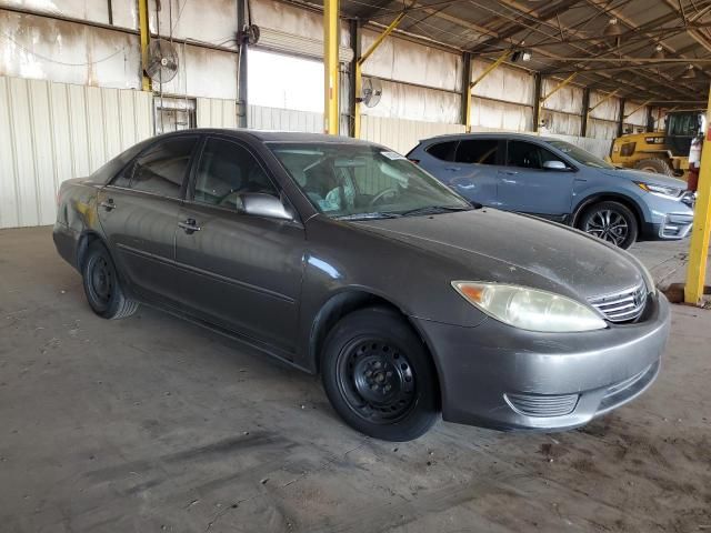 2005 Toyota Camry LE