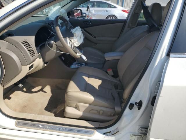 2010 Nissan Altima Base