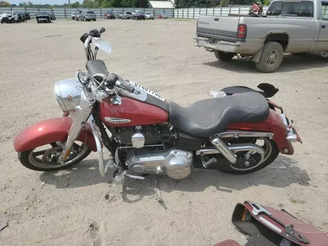 2012 Harley-Davidson FLD Switchback