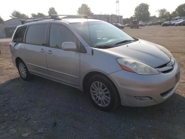 2008 Toyota Sienna XLE