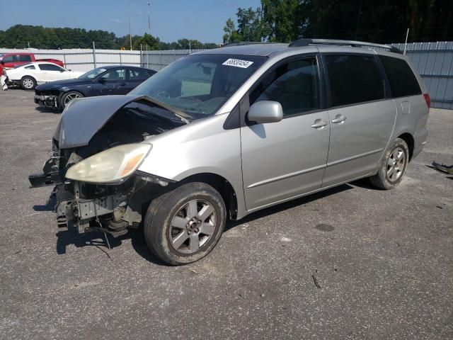 2005 Toyota Sienna XLE