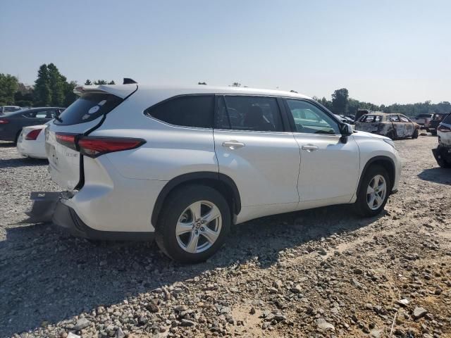 2022 Toyota Highlander Hybrid LE