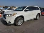 2016 Toyota Highlander LE