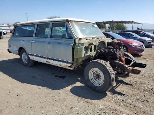 1972 GMC Suburban