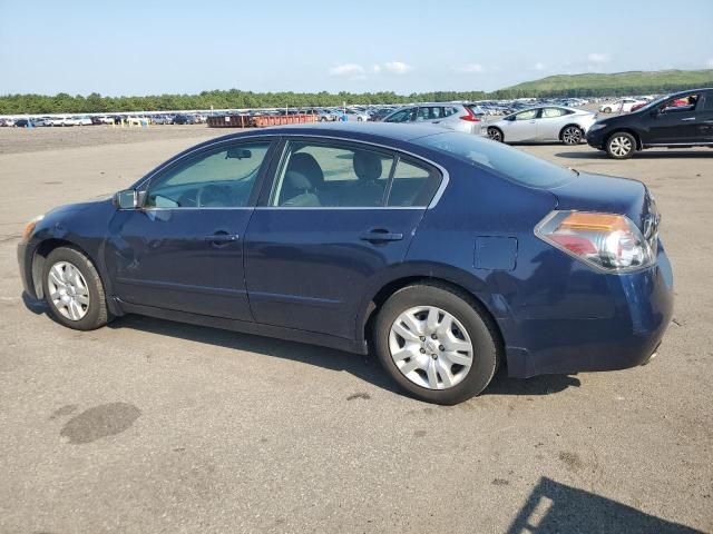 2010 Nissan Altima Base