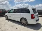 2015 Chrysler Town & Country Limited Platinum