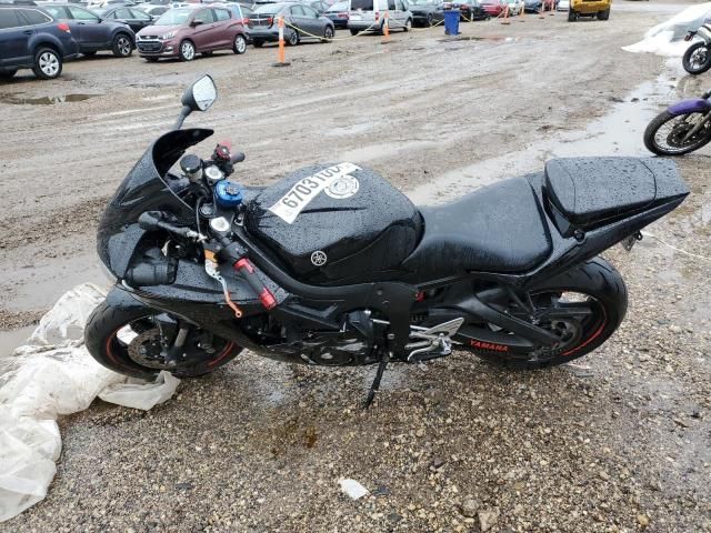 2005 Yamaha YZFR6 L