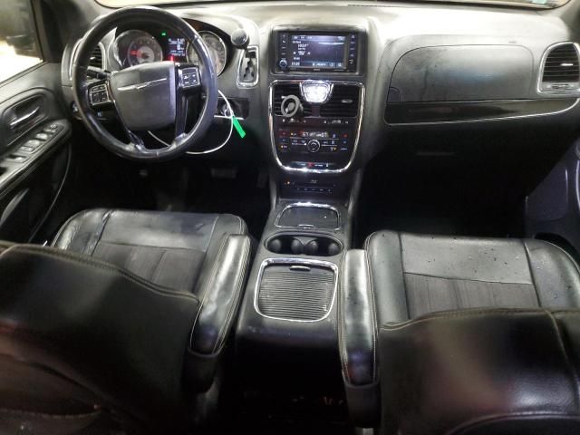 2015 Chrysler Town & Country S