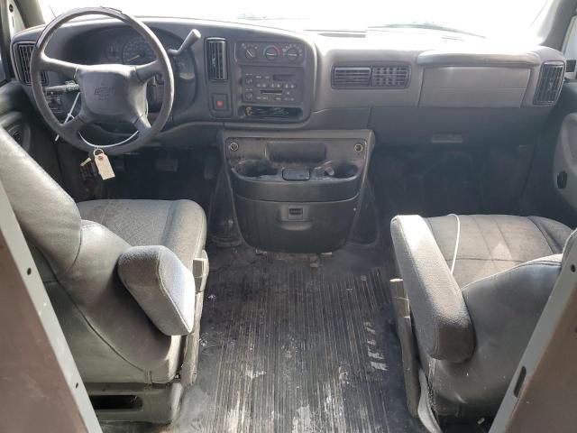 2001 Chevrolet Express G3500