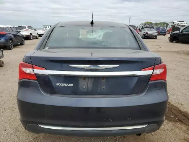 2012 Chrysler 200 Limited