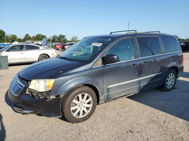 2013 Chrysler Town & Country Touring