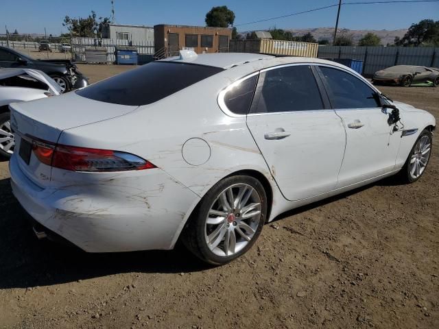 2016 Jaguar XF Prestige