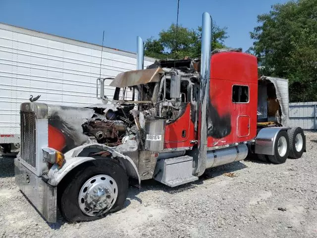 2005 Peterbilt 379