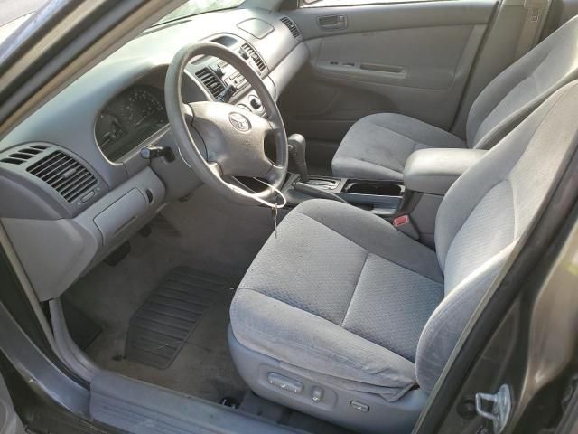 2004 Toyota Camry LE