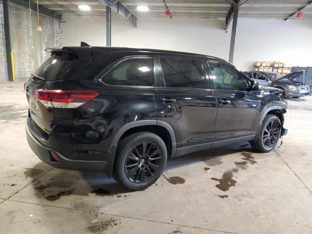 2019 Toyota Highlander SE