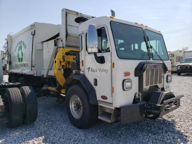 2020 Peterbilt 520