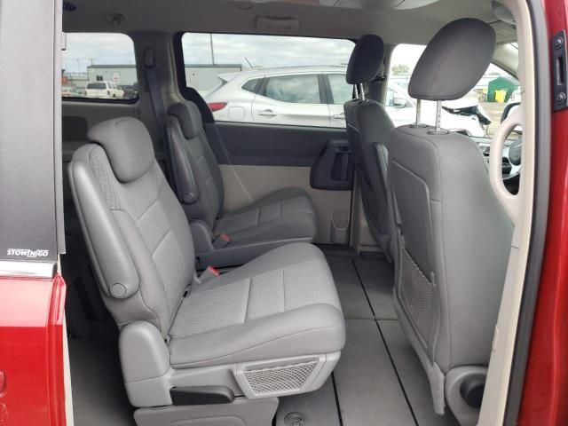 2010 Chrysler Town & Country Touring