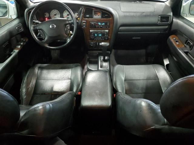 2002 Nissan Pathfinder LE