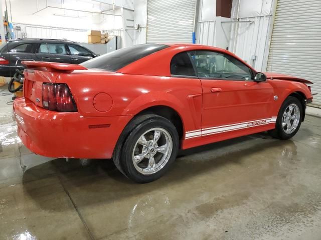 2004 Ford Mustang