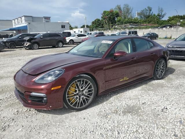 2021 Porsche Panamera Turbo S E-Hybrid