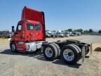 2016 Freightliner Cascadia 113