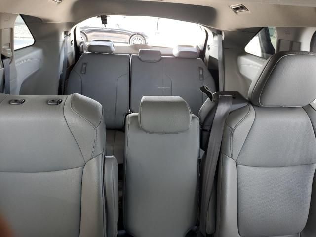 2022 Toyota Sienna XLE