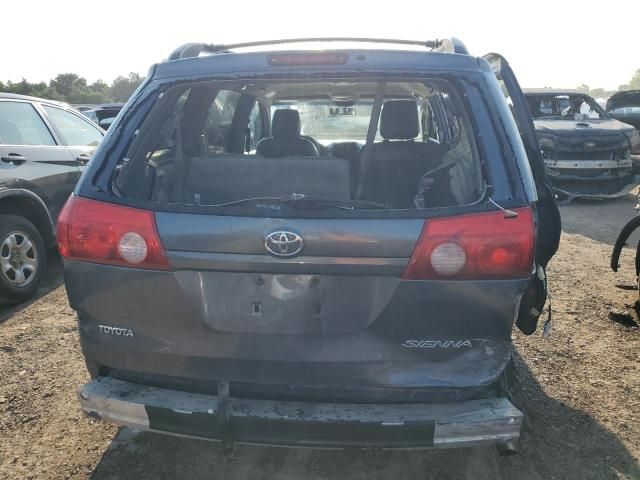 2009 Toyota Sienna CE