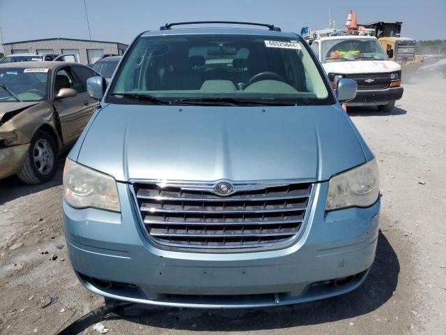 2008 Chrysler Town & Country Touring