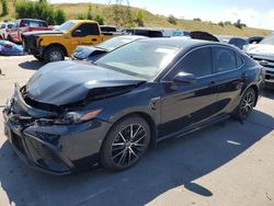 Carros salvage sin ofertas aún a la venta en subasta: 2021 Toyota Camry SE