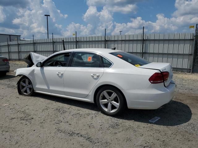 2013 Volkswagen Passat SE