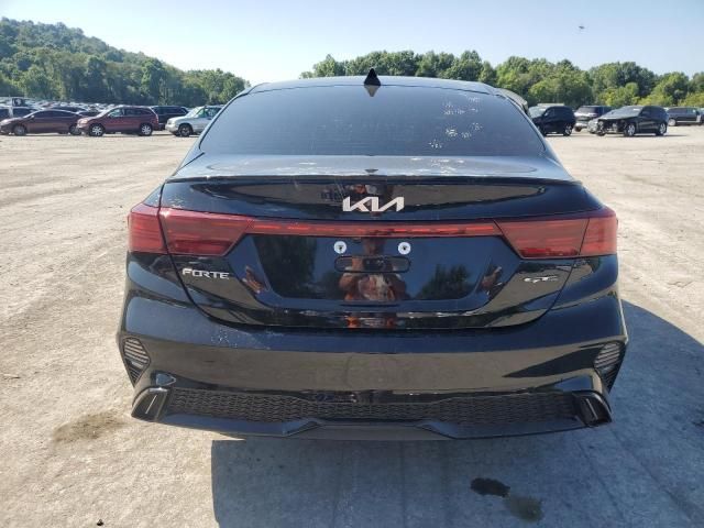 2022 KIA Forte GT Line