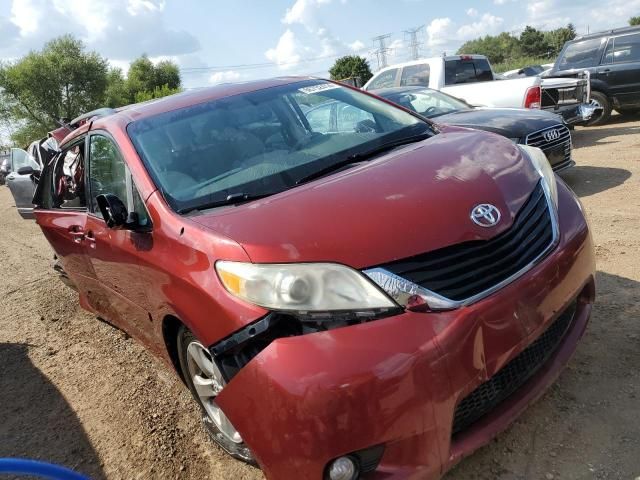 2011 Toyota Sienna LE