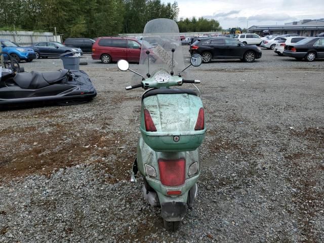 2006 Vespa Granturismo 200