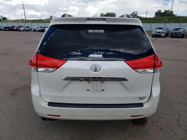 2013 Toyota Sienna XLE