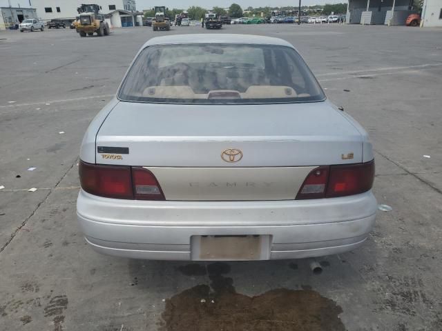 1995 Toyota Camry LE