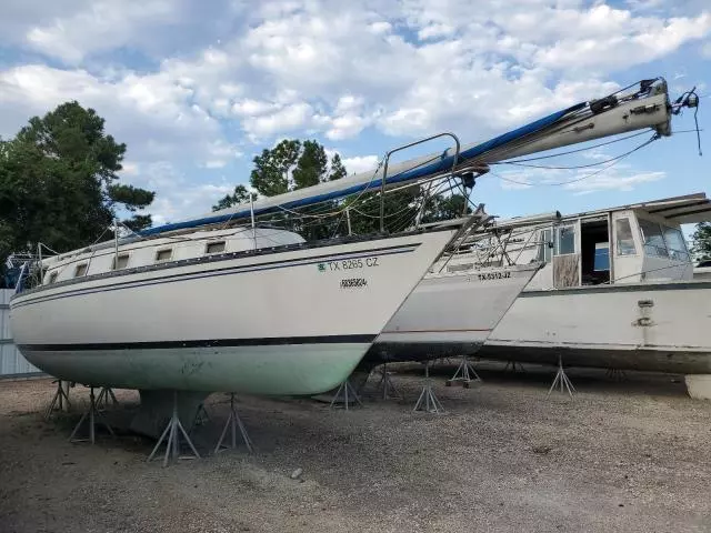 1981 Hunt Boat