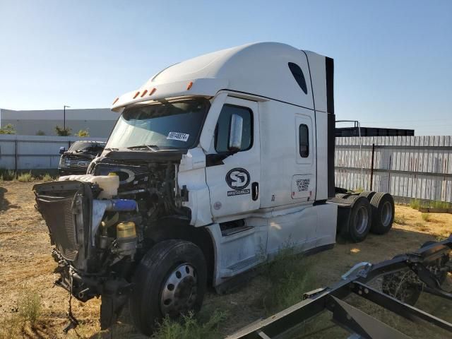 2022 Freightliner Cascadia 126