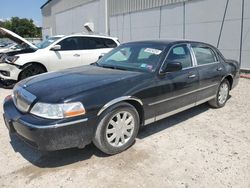 Salvage cars for sale from Copart Cleveland: 2009 Lincoln Town Car Signature Limited