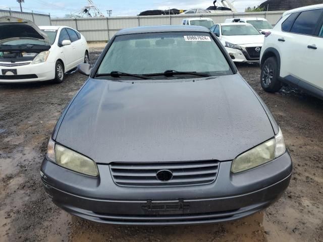 1999 Toyota Camry LE