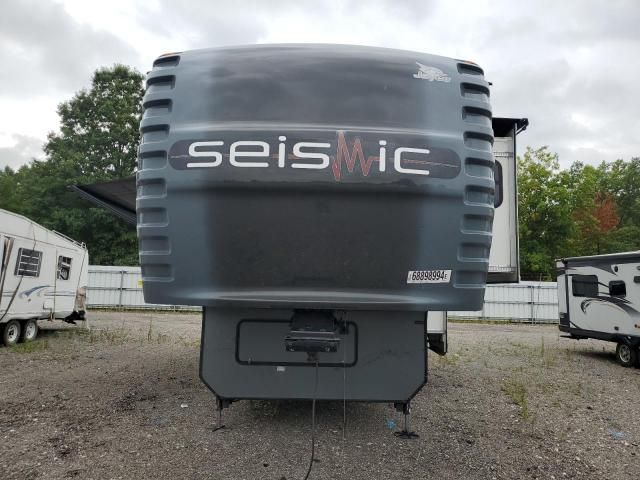 2013 Jayco Seismic