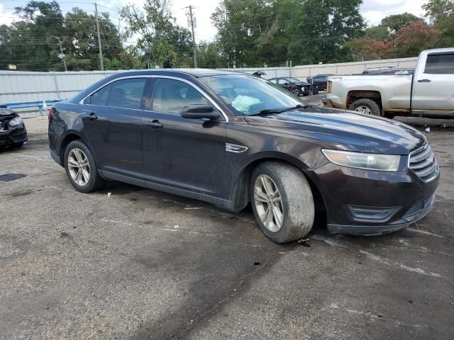 2014 Ford Taurus SEL