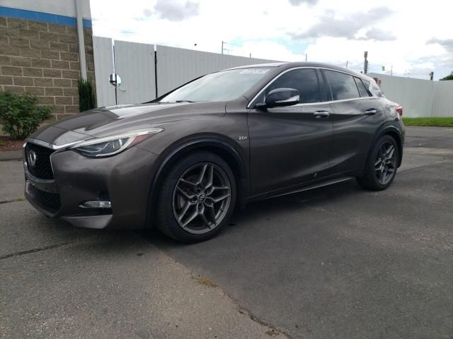 2017 Infiniti QX30 Base